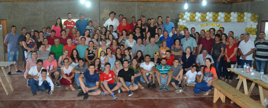 Familiares durante o primeiro evento realizado - 