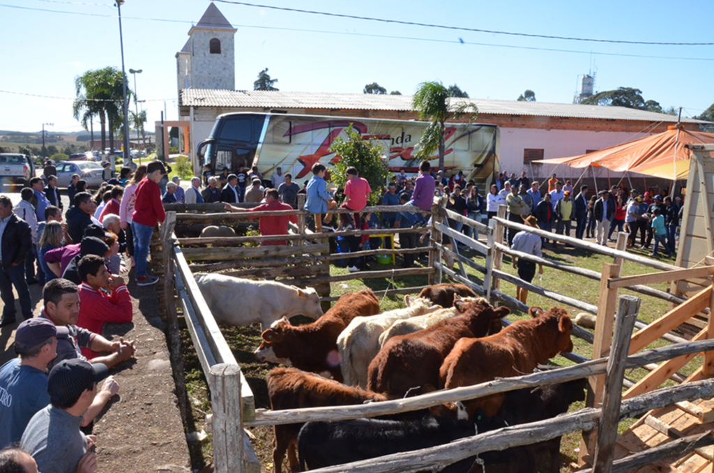 X Festa do Mel foi realizada pela Paróquia São Francisco de Paula