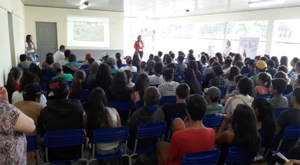 Mulheres participaram de diversas atividades em sua homenagem em Esmeralda