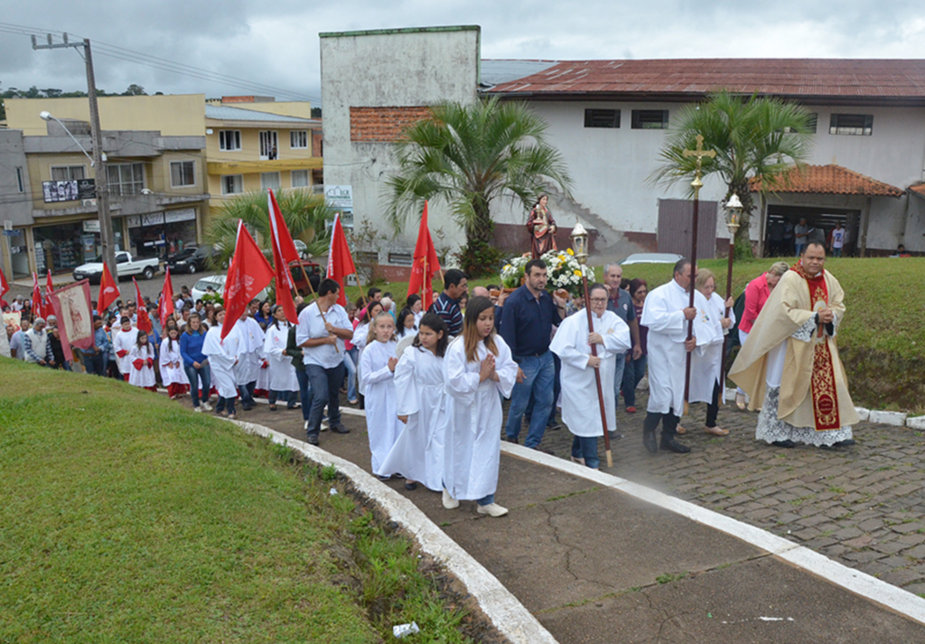 Festa marca as homenagens à Santa Bárbara em Anita Garibaldi