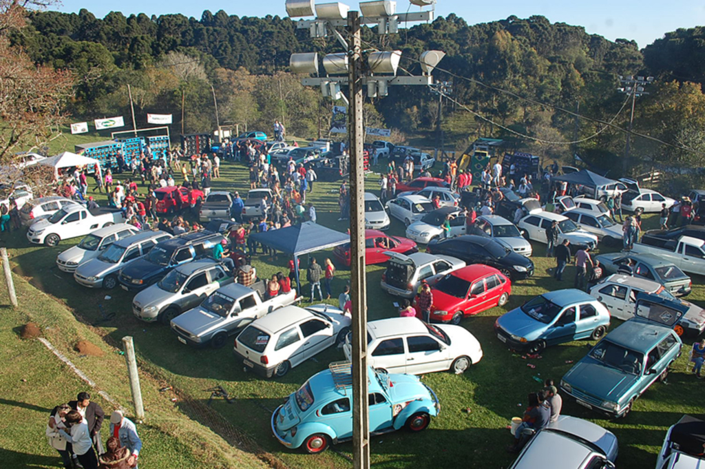 Sítio New Life realizou o IV Encontro de Som Automotivo em Anita Garibaldi