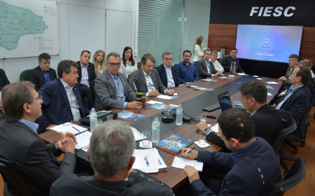  - Encontro reuniu diretoria da FIESC e representantes dos sindicatos patronais da indústria