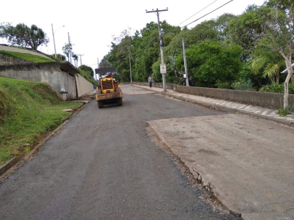 Secretaria da Infraestrutura recupera áreas afetadas pela enxurrada da última semana