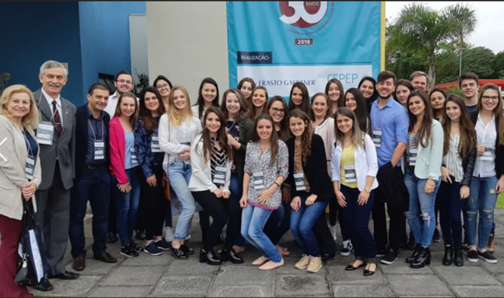  - Turma de congressista com os professores e o doutor Sassi