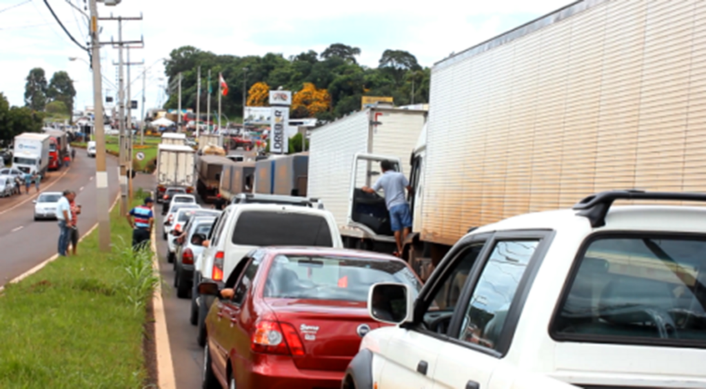 Brasil tem 113 bloqueios em 67 rodovias. SC tem 21 em 11 rodovias