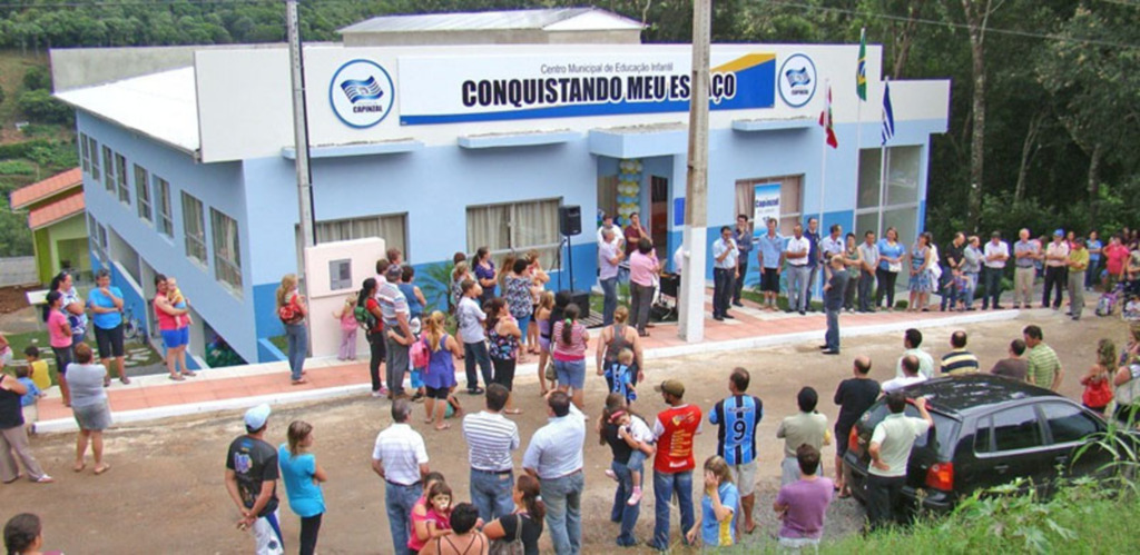 VOLTANDO NO TEMPO
