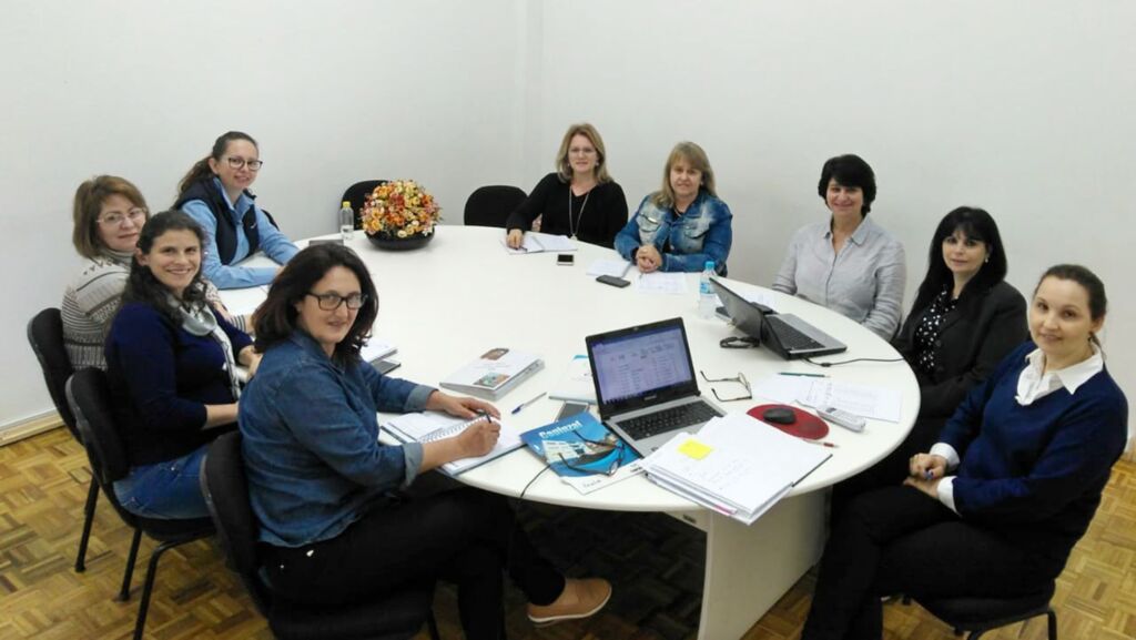 Secretaria da Educação dá continuidade a construção da Proposta Curricular da rede municipal