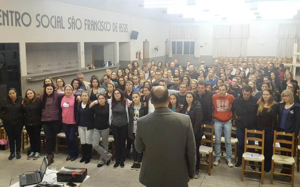 CDL promoveu o workshop 'Apertem os cintos: o cliente sumiu'