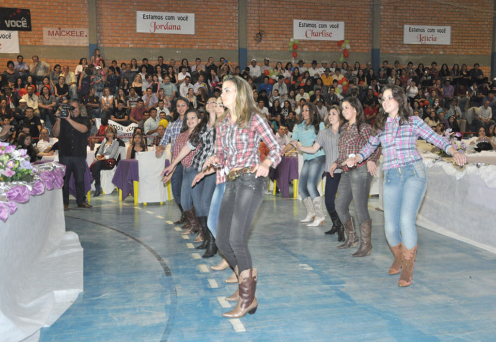 Escolhidas a rainha e princesas da 9ª Festa da Paçoca