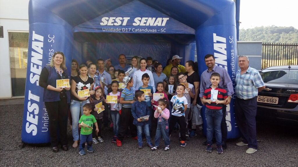 SEST SENAT Catanduvas e Estrelatur Transporte Coletivos promovem ação em Herval d' Oeste