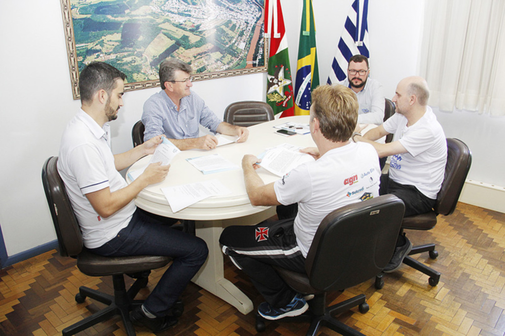 Prefeitura de Capinzal assina Termo de Fomento para o repasse de recursos para a APAE