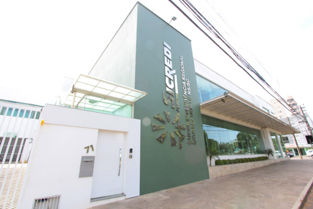 Sicredi Norte RS/SC comemora primeiro mês da agência Empresarial