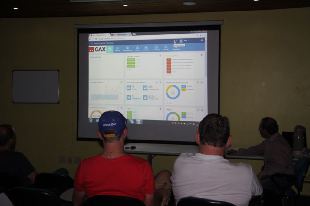 Prefeitura de Piratuba conta com sistema digital de gestão de frotas