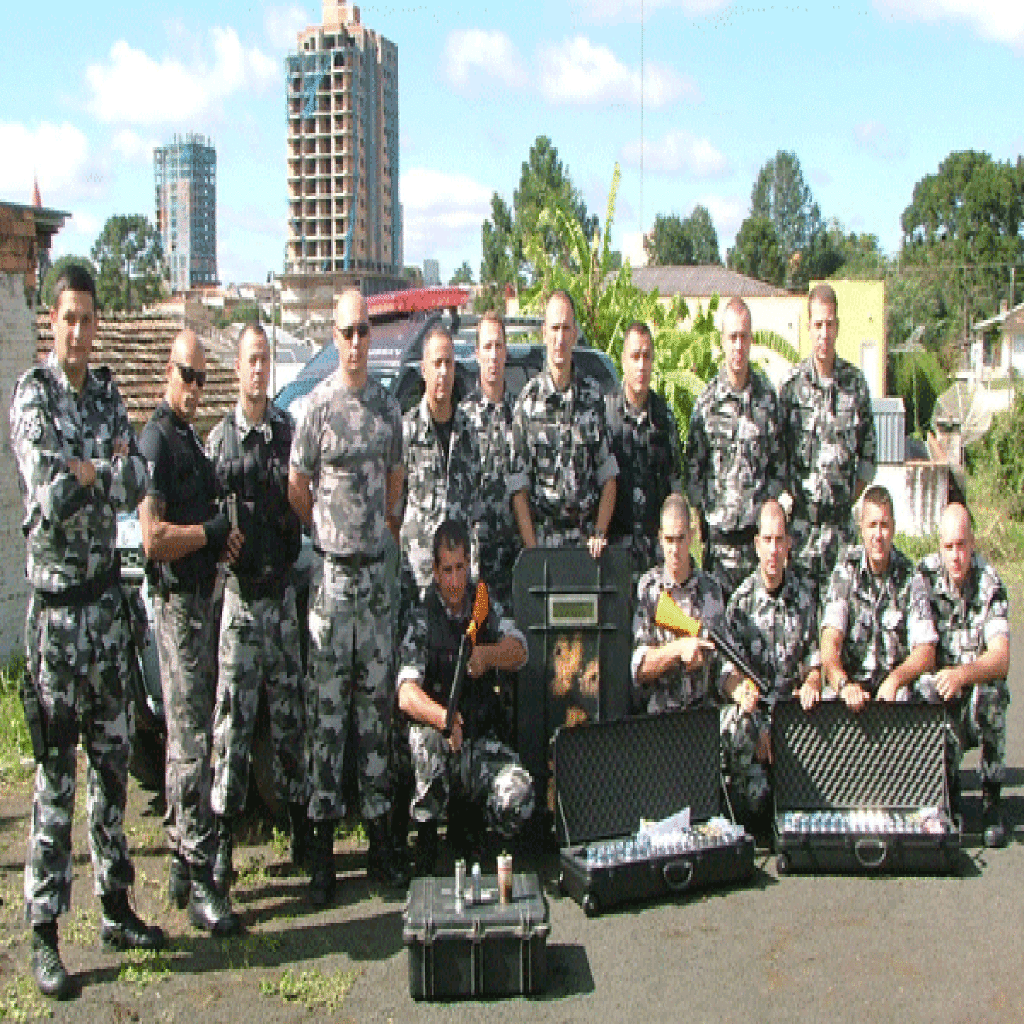 Policias do 3º PPT realizam Instrução de Técnicas Menos Letais