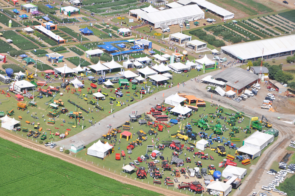  - Visão aérea do campo demonstrativo da Copercampos, local em que foi realizado o dia de Campo em Campos Novos.