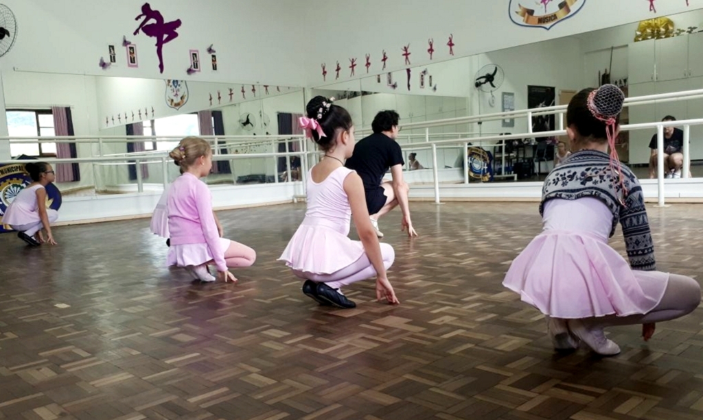 Escola Municipal de Música atende 380 alunos