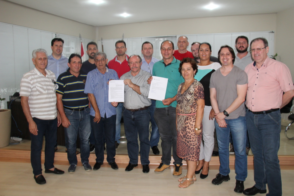 Assinado o contrato para a última etapa do parque municipal