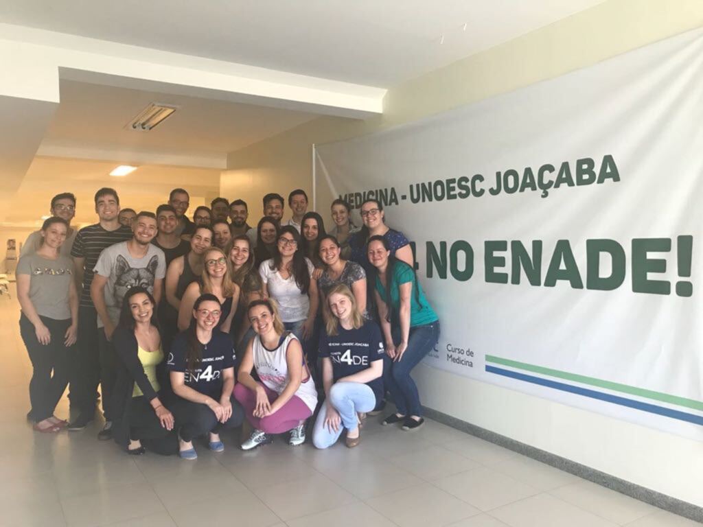 - Após as atividades práticas os acadêmicos realizaram um seminário de socialização do projeto