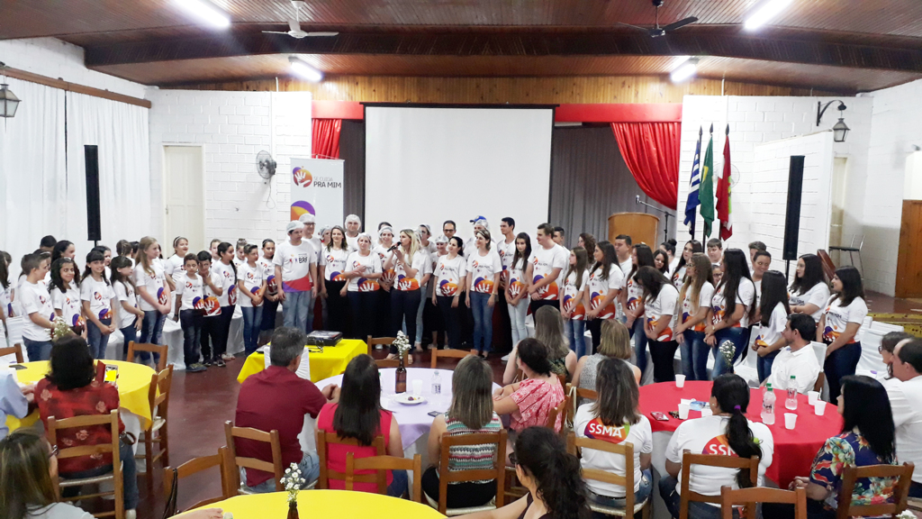 BRF realiza cerimônia de formatura de curso para voluntários