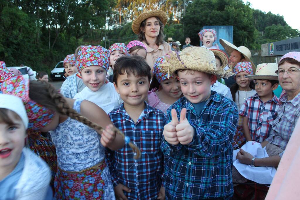 Filó Infantil da escola de Linha São Paulo recebe prêmio nacional