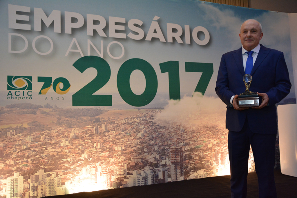  - Neloir Antônio Tozzo é o Empresário do Ano 2017