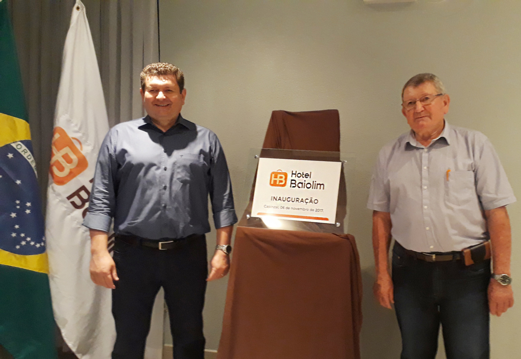 Ato inaugural em Capinzal: Hotel Baiolim