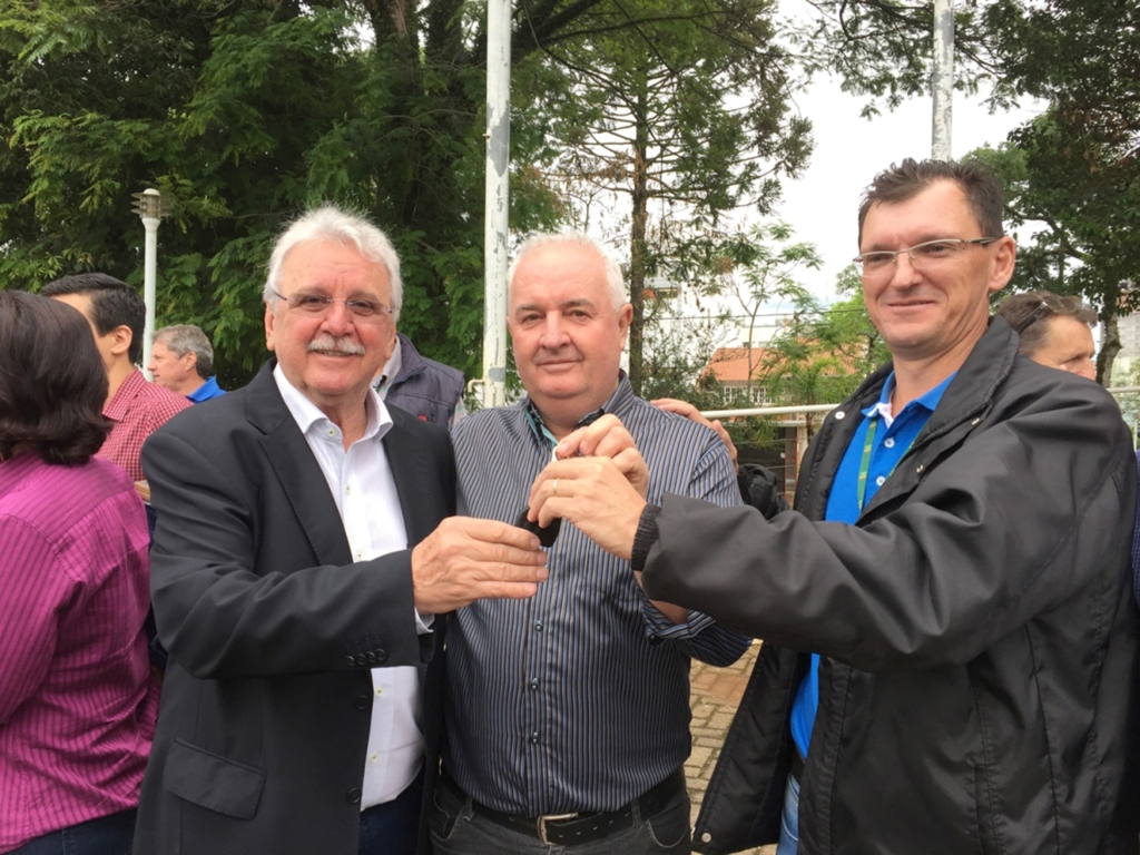  - Sopelsa Entrega carros Epagri Xanxerê.
