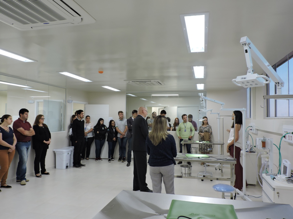  - Centro Cirúrgico do curso de Medicina Veterinária