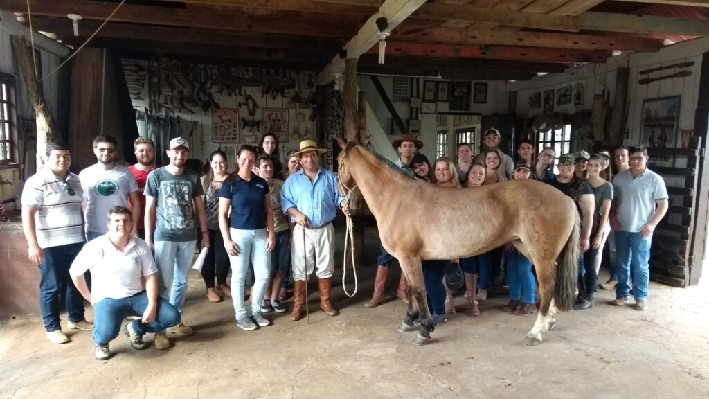  - Acadêmicos de Medicina Veterinária