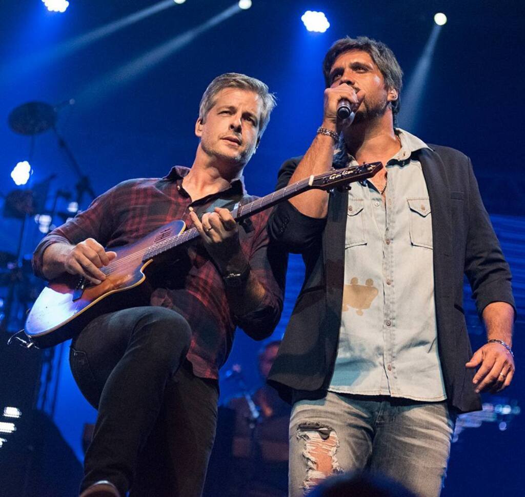  - Victor e Leo estarão na Efapi no dia 10 de outubro