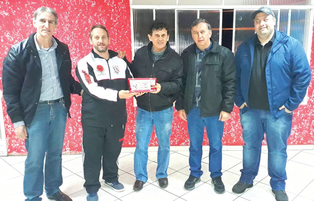Confraternização dos pais e atletas do Karatê de Capinzal
