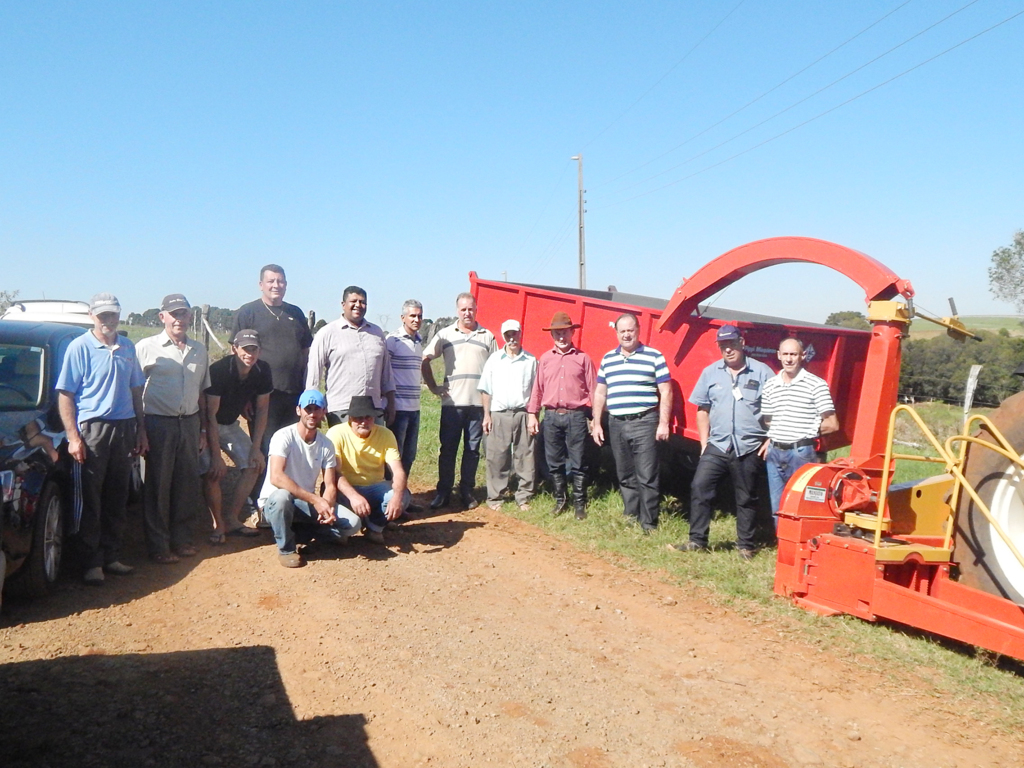 Zortéa recebe equipamentos agrícolas, sendo oriundos de emenda parlamentar
