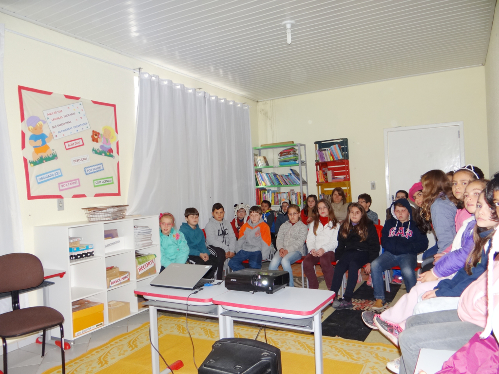 Celso Ramos recebe o 'Circuito Estadual de Cinema Infantil'