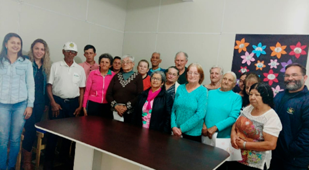 Saúde bucal é tema  de encontro do Grupo Feliz Idade em Celso Ramos