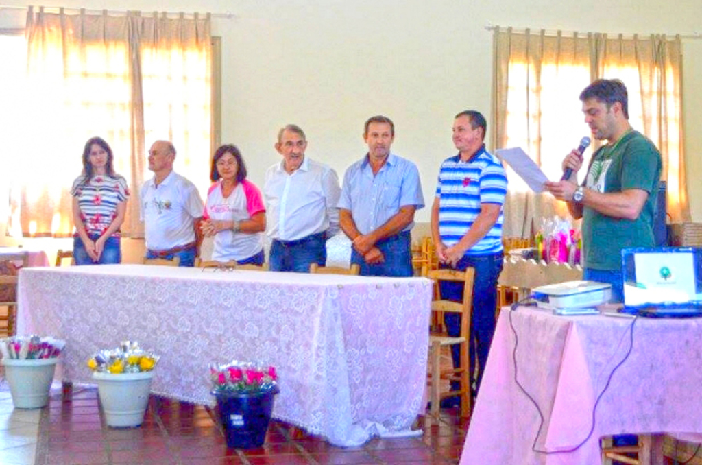  - O supervisor do Senar/SC na região meio oeste, Diego Visintin, conduziu os trabalhos em Água Doce.