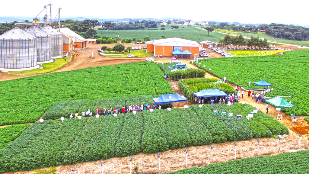 10º Dia de Campo Coocam, em Barracão - RS, apresenta tecnologias disponíveis ao homem do campo
