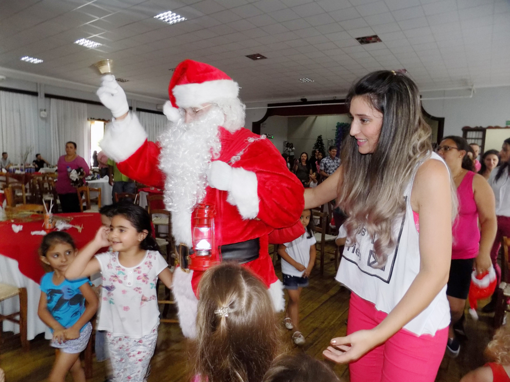 Mais um Natal se aproxima e mais um ano chega ao fim...