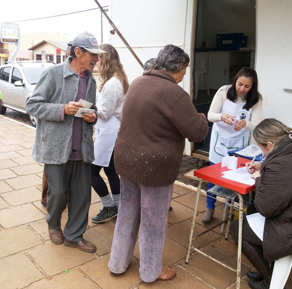 Hemocentro de Joaçaba realiza coleta de sangue em Abdon Batista