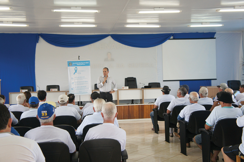 Encontro reuniu enfermeiros  em uma tarde de descontração