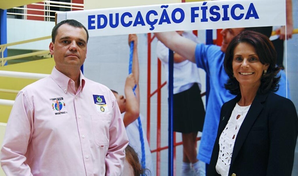  - Professor Rudy José Nodari Júnior e professora Elisabeth Baretta