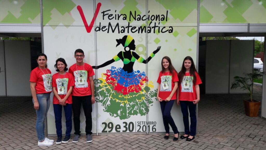  - Entrada da feira.