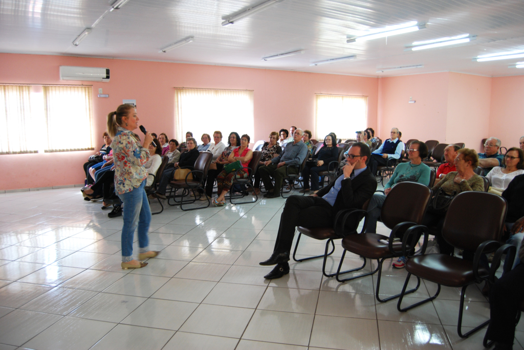  - Palestras foram promovidas pelo CRAS de Herval d' Oeste