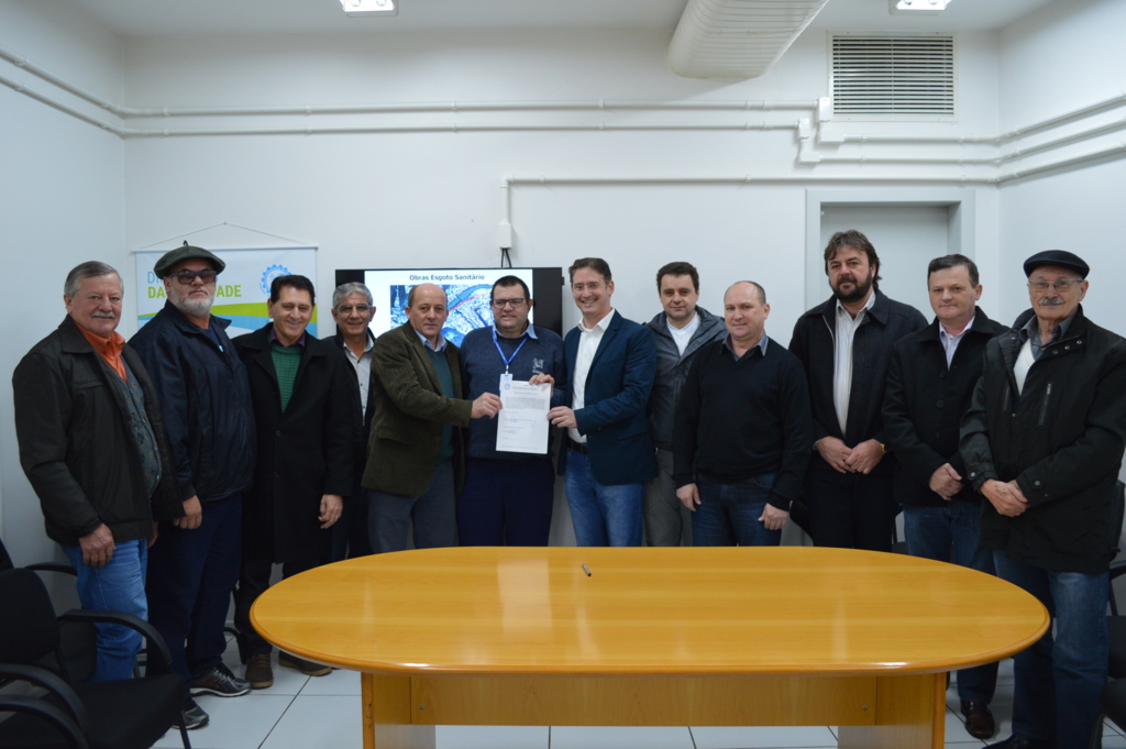 Assinada ordem de serviço para construção de elevatória de esgoto