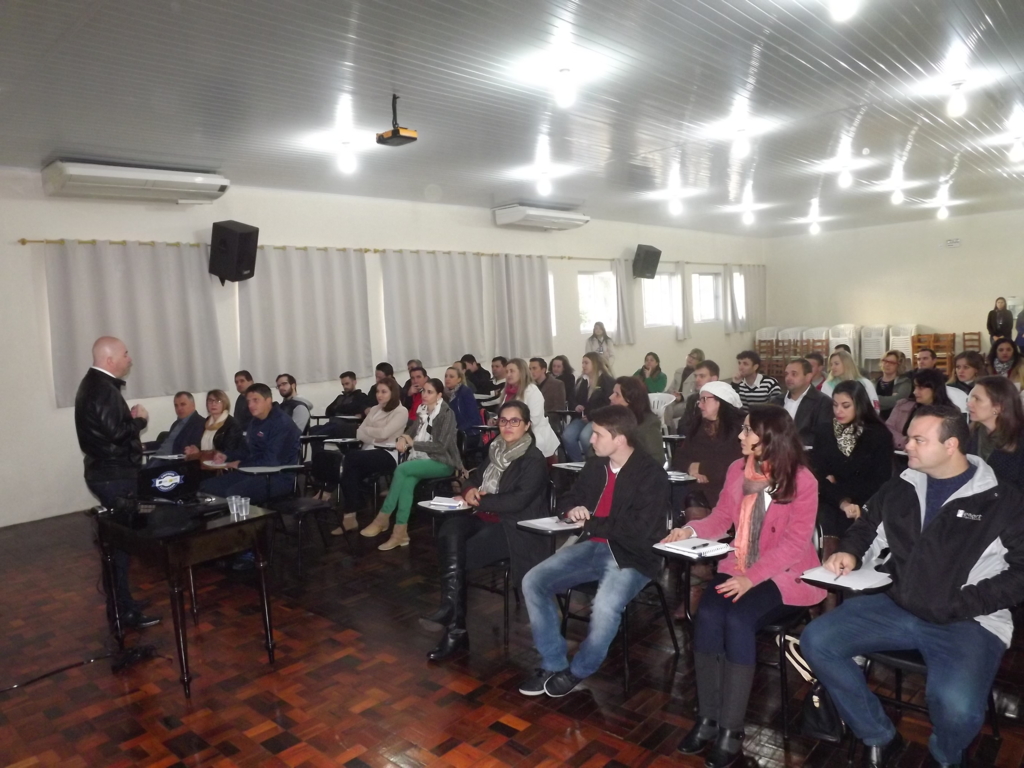 CDL Capinzal promoveu o Seminário 'Dobre Seus Lucros'