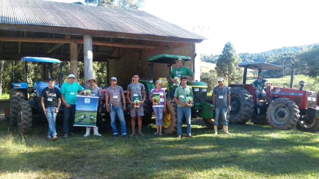  - Participaram do curso 10 produtores rurais, na comunidade Santo Antônio, em Irineópolis.