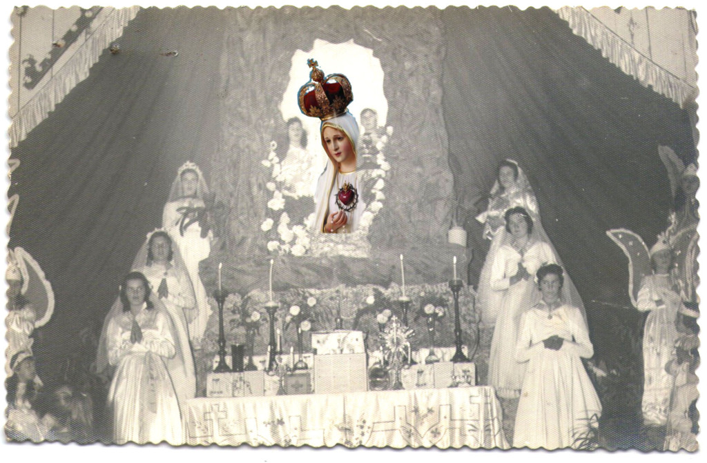  - A foto é do mês de Maio da década de 1950, sendo um registro na Igreja Matriz São Paulo Apóstolo de Capinzal (SC).