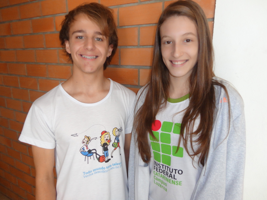 (Foto: Divulgação/IFC Luzerna) - Thiago e Joana cursam o Ensino Médio Integrado no Instituto Federal Catarinense