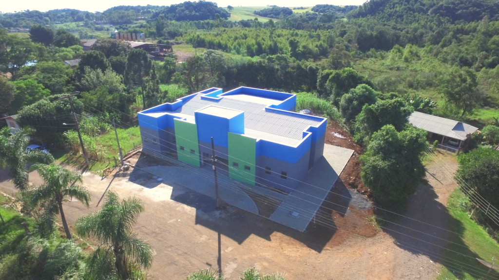 DUAS GRANDES OBRAS NA COMUNIDADE DE LINDENBERG