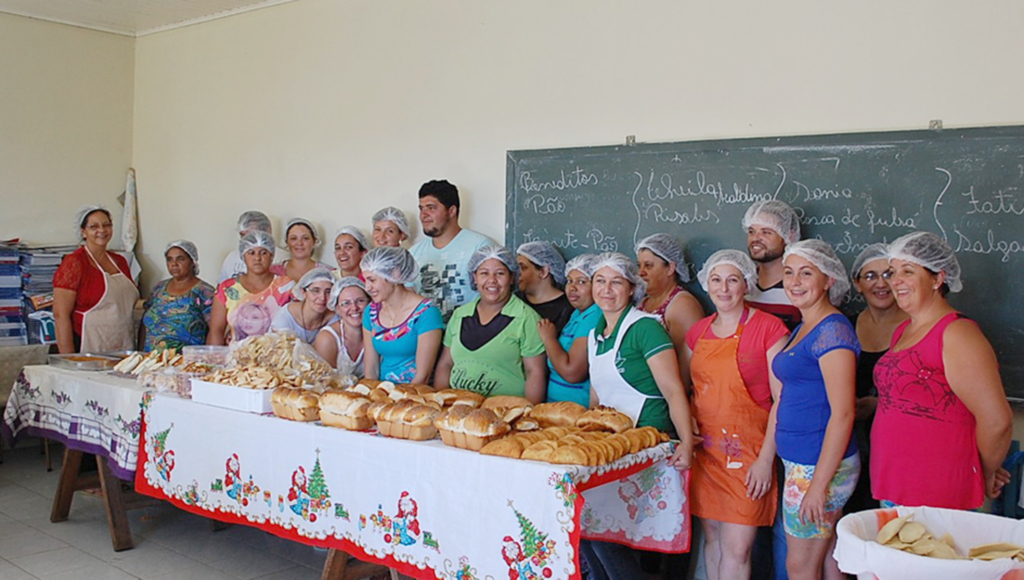 Invernada Mirim  ?Mulheres Campeiras? realizaram apresentação em Lages