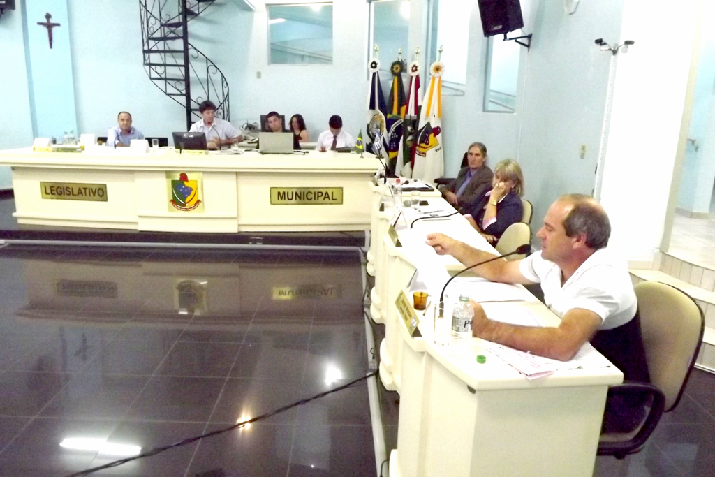 Vereador Senair informa de maneira transparente quem a Associação Amigos de Capinzal fez pagamentos